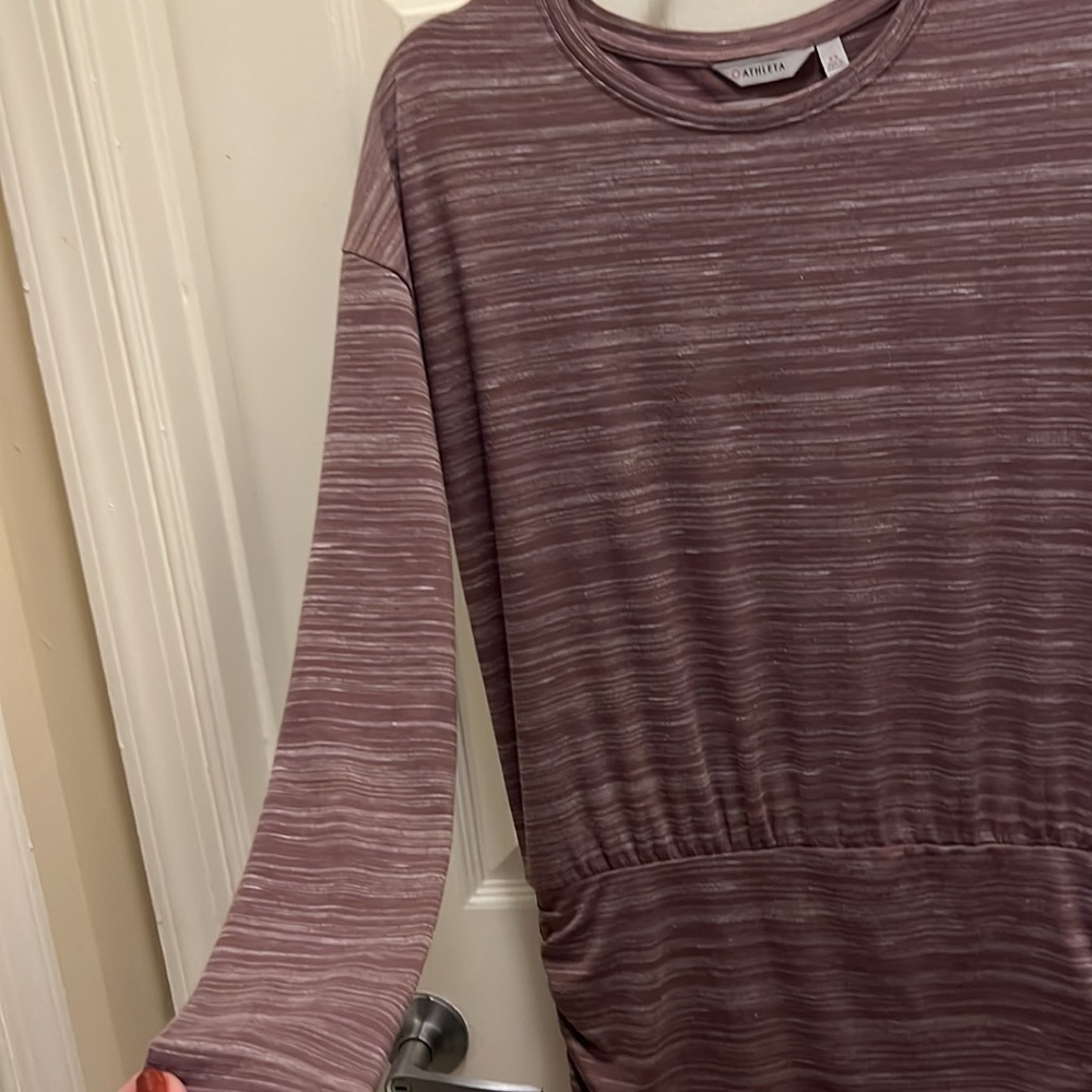 Athleta Beyond Soft Adventures ruched dress. EUC. Size XS. - Picture 4 of 8